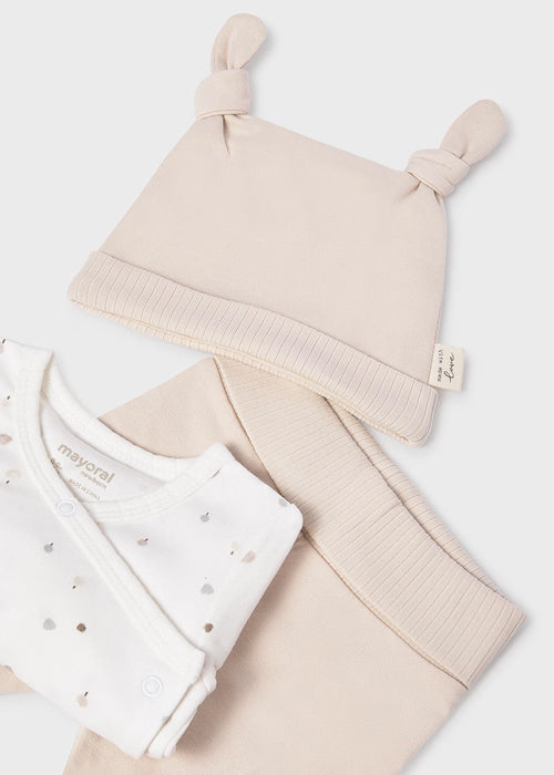 Newborn natural Tree Gift Set with Hat