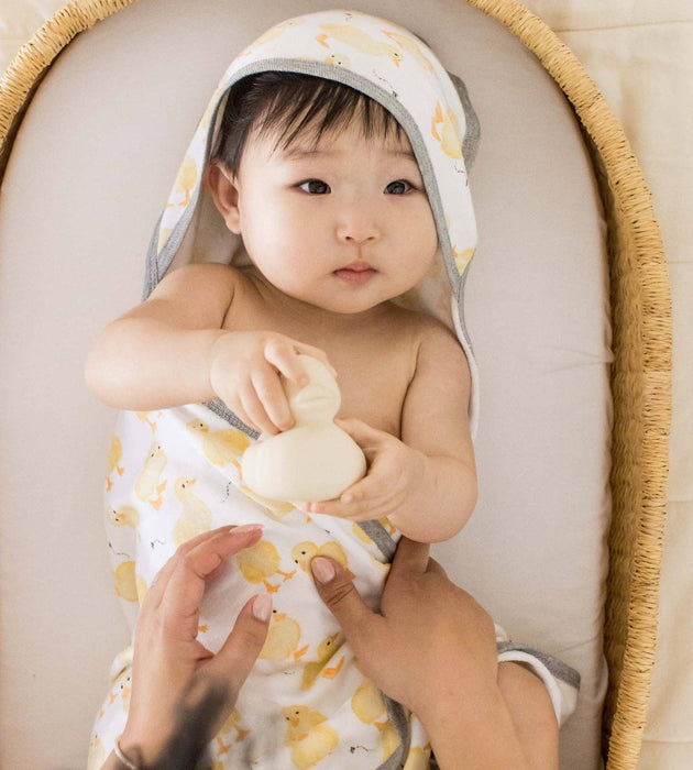 Burt's Bees Baby - Little Ducks Organic Cotton Hooded Towels 2 Pack: Double Cream / One Size